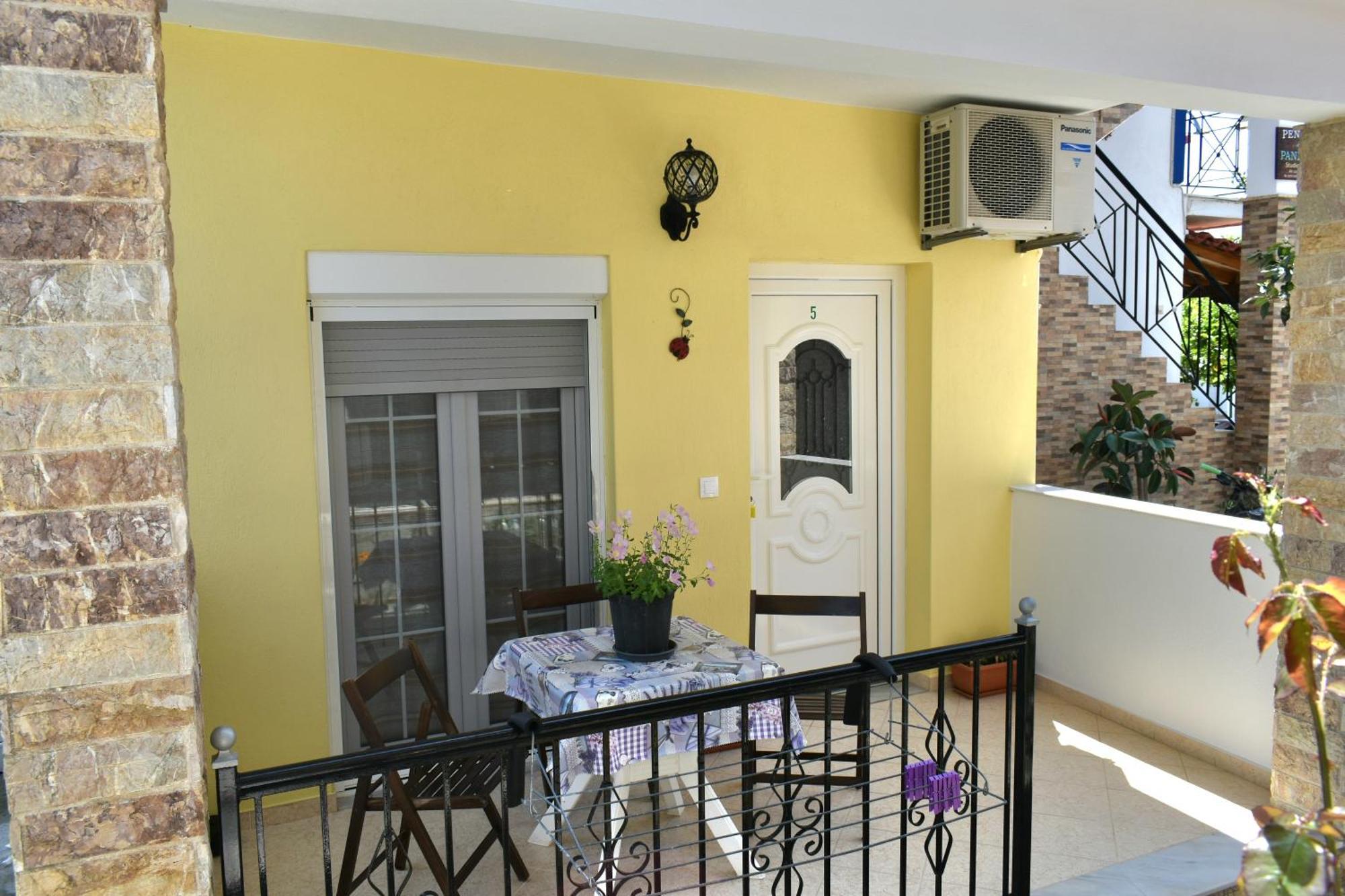 Pansion Pandora Apartment สเกียธอสทาวน์ ภายนอก รูปภาพ